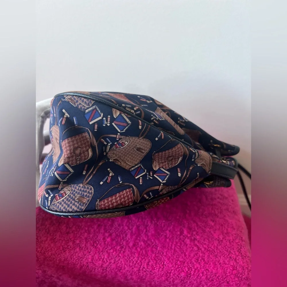 Longchamp crossbody bucket bag, Like New